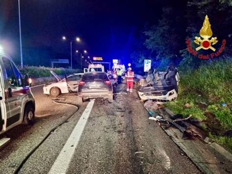 Incidente Sulla Statale Della Malpensa Scontro Tra Quattro Auto