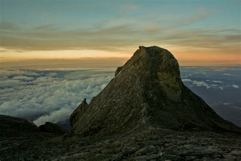 Mount Kinabalu Summit From Low S Peak Andyong Flickr