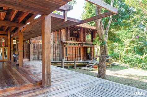 Wooden Thai House In The Lanna Tradition Living Asean