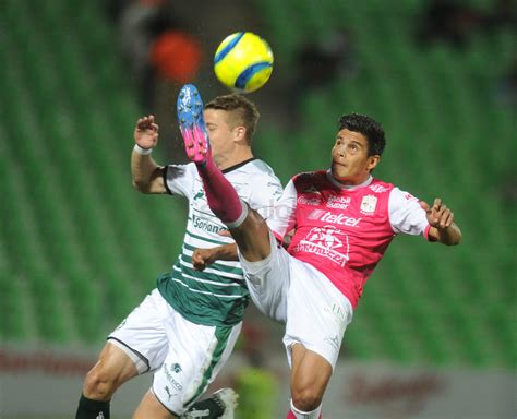 Con hat trick de Djaniny Santos no perdona a León