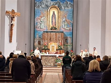 I Fedeli Hanno Partecipato All Apertura Della Novena A Maria Immacolata