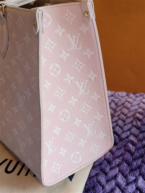 Louis Vuitton Onthego MM Giant Monogram Spring In The City Empreinte