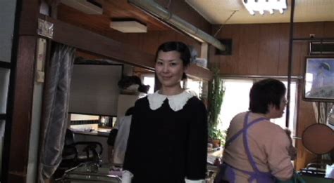 昭和レトロへヤー体験記5 昭和ロマン美容室 レトロなヘアスタイル 女性 レトロ