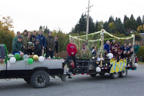 Homer High School celebrates an enchanted forest homecoming | Homer News