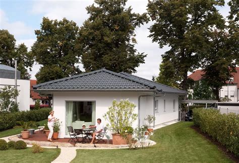 Bungalow Mit Berdachter Terrasse Schw Rerhaus Schw Rer Haus