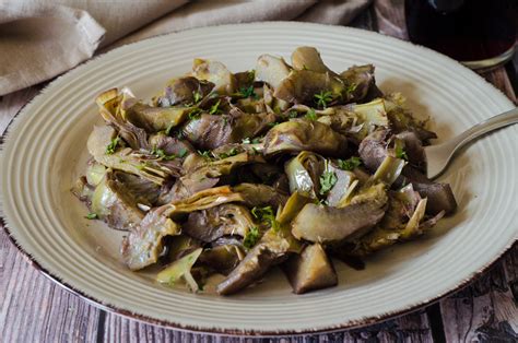 Carciofi Trifolati In Padella Un Contorno Semplice Da Preparare E