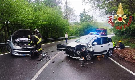 Incidente a Cantù arriva lelisoccorso una ferita grave Prima Como