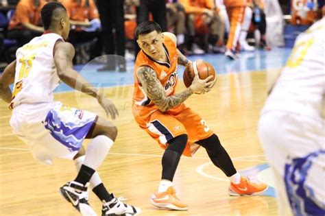 Jimmy Alapag Vows Meralco Turnaround Things Will Get Better That S A