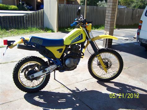 1983 Suzuki Dr 250 Motozombdrivecom