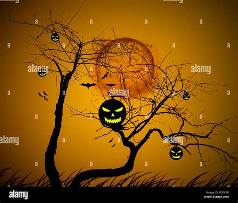 Halloween night, full moon and bats Stock Photo - Alamy