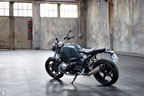 Motorrad Vergleich Bmw R Ninet Pure Vs Triumph Bonneville T