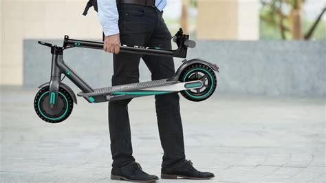 Aerium T Pro Elektromos Roller Egy Modern S Praktikus V Rosi