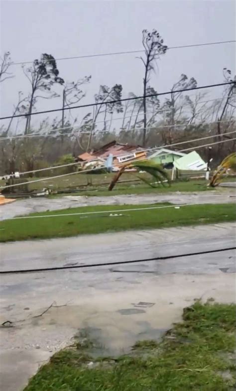 Hurricane Dorian Kills At Least In The Bahamas Us Coastline Braces