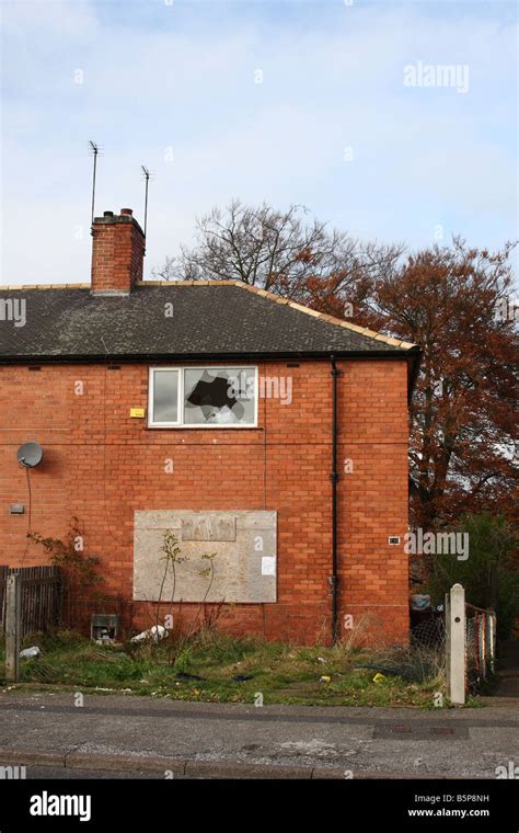 Derelict Council House In The Broxtowe Area Of Nottingham England Uk