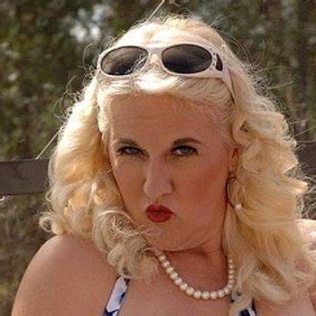 Anna Moore Videos Watch Her Free Sex Vids At FreeOnes