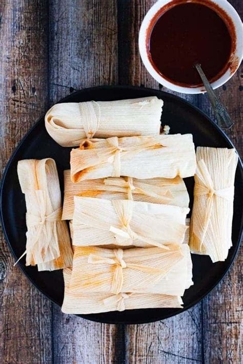 How To Eat Tamale