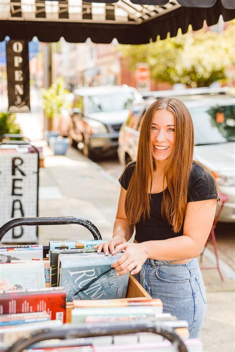 Graces Annapolis Maryland Downtown Senior Portraits Annapolis