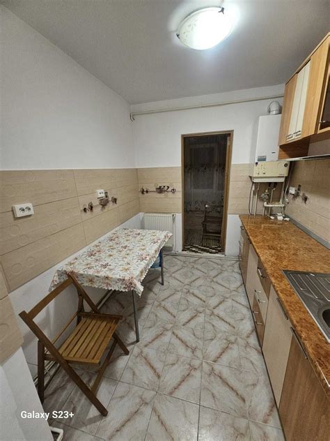 Apartament Etaj Cu Doua Camere Mioveni Mioveni Olx Ro