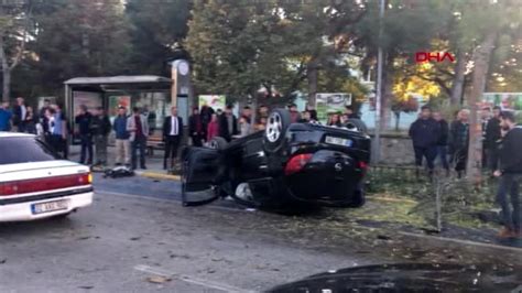 Ağaca çarpan otomobilin motoru yerinden fırladı Son Dakika