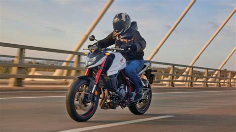 Honda CB 750 Hornet MOTORRAD NEWS