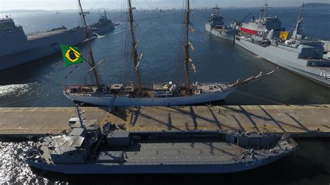 Marinha Do Brasil Oferece Visita O Gratuita Ao Navio Cisne Branco