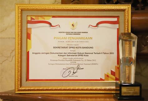 Dprd Kota Bandung Raih Predikat Terbaik Ii Tingkat Nasional Pengelolaan