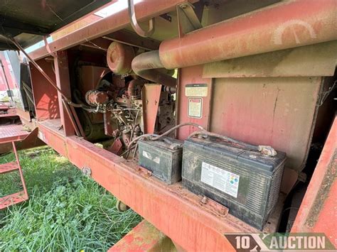 Hesston 8400 Auction Results