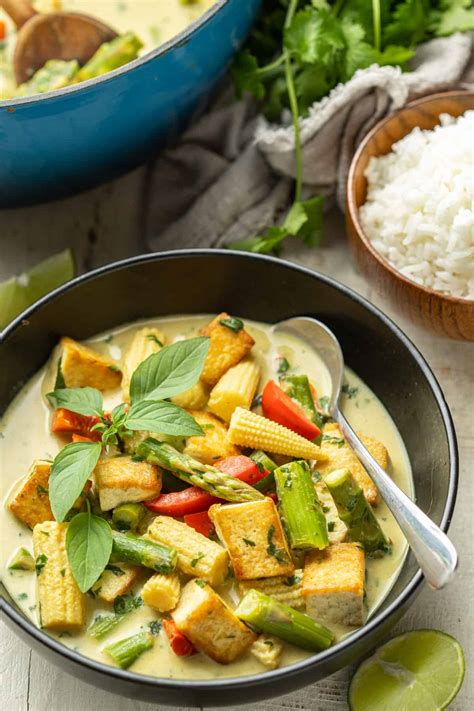 Vegan Thai Green Curry With Tofu Veggies Connoisseurus Veg