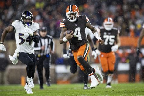 Browns' QB Deshaun Watson In Attendance For Wild Card Matchup With Texans - BVM Sports