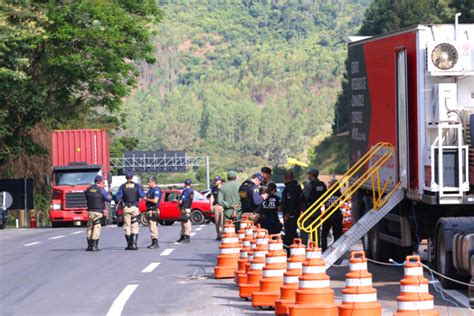 Forças De Segurança Voltam à Divisa De Minas Com O Rio De Janeiro