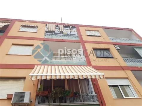 Piso en venta en Carrer de Santiago Apòstol en L Alcúdia por 45 600