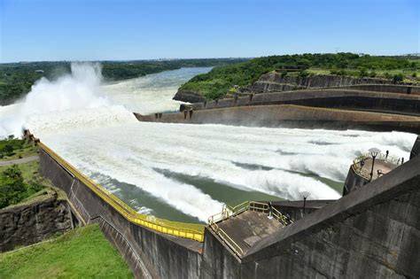 Análisis del supuesto acuerdo con Brasil sobre la tarifa de Itaipú