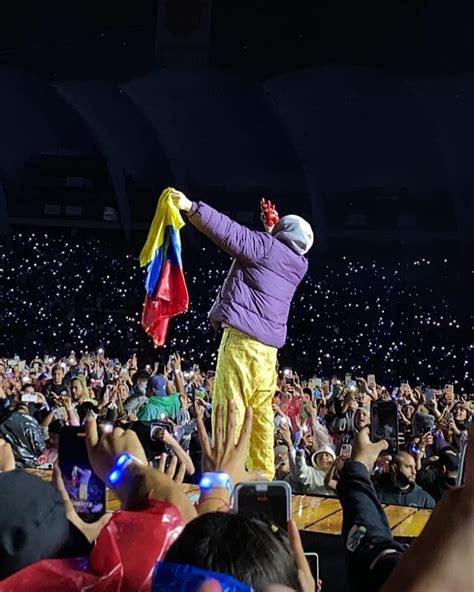 Bad Bunny Y El Huevo Calientan La Fr A Noche De Quito La Rep Blica Ec