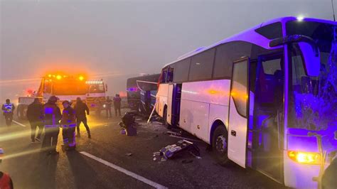 Kuzey Marmara Otoyolu nda katliam gibi kaza 7 araç birbirine girdi