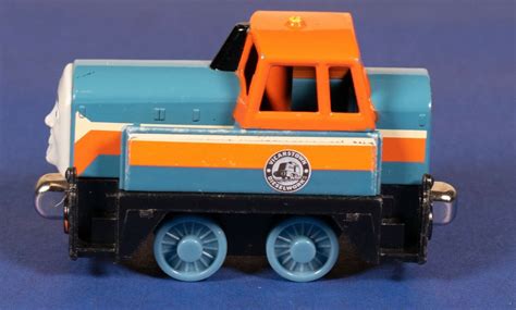 Thomas And Friends Take N Play Den Diesel Diecast Metal Train Engine Ebay