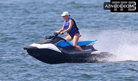 Scarlett Johansson Sexy Seen Flaunting Her Hot Figure Wearing A Red Bikini In East Hampton Aznude