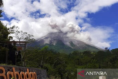 BPPTKG Gunung Merapi Alami Letusan Dengan Tinggi Kolom Tidak Teramati