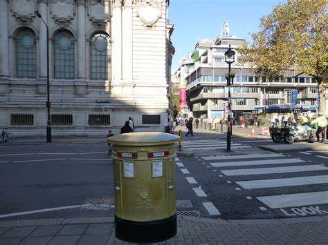 Gold Pillar Box Tothill Street London Paul F Flickr