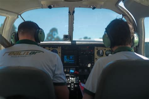 Curso De Piloto Comercial De Avi O Realizar Escola De Avia O Civil