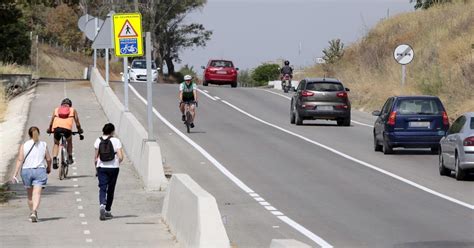 Corte De Tr Fico Para Pedir Mejoras En El Carril Ciclopeatonal De La A