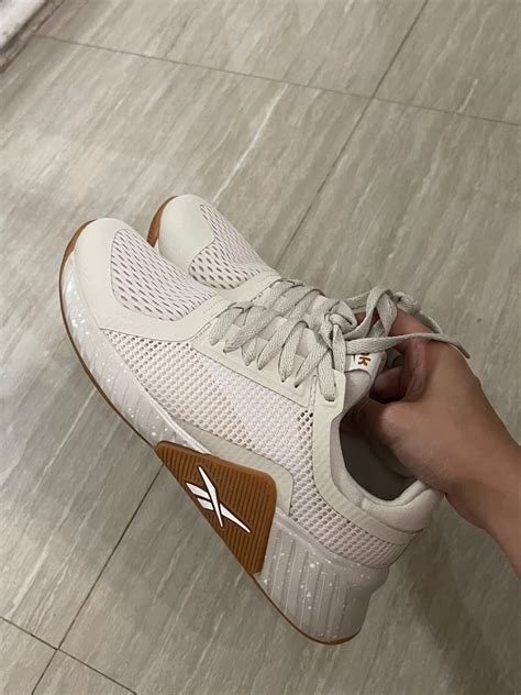 Reebok Galaxy 5 Women S Fashion Footwear Sneakers On Carousell