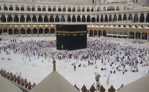 Saudi Arabia Issues New Guidelines For Umrah Pilgrims Report Az