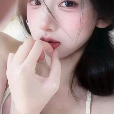 Coco Nude Profile And Live Sex Chat King Cam