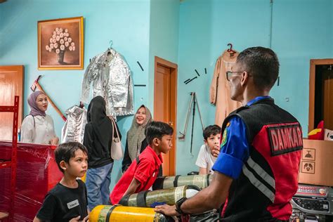 Galeri Foto Atasi Genangan Air Dinas Sdabmbk Bangun Saluran Drainase