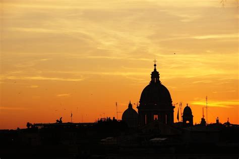 Rome Piazzas And Fountains Sunset Tour With Aperitivo Getyourguide