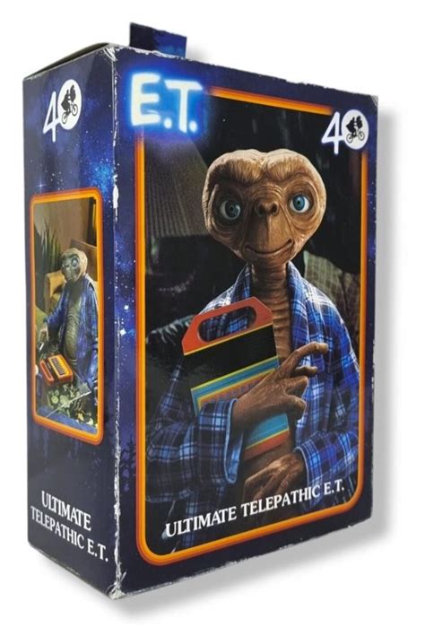 Figurine E T Lextra Terrestre Ultimate T L Pathique Th Cm Neca