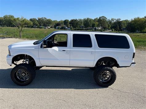 2000 Ford Excursion Limited monster [10″ Lift] @ Monster trucks for sale