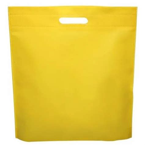 Plain 10x14 Inch Yellow D Cut Non Woven Bags At Rs 100 Kg In Selaqui