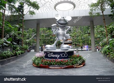 Disney Images Stock Photos Vectors Shutterstock