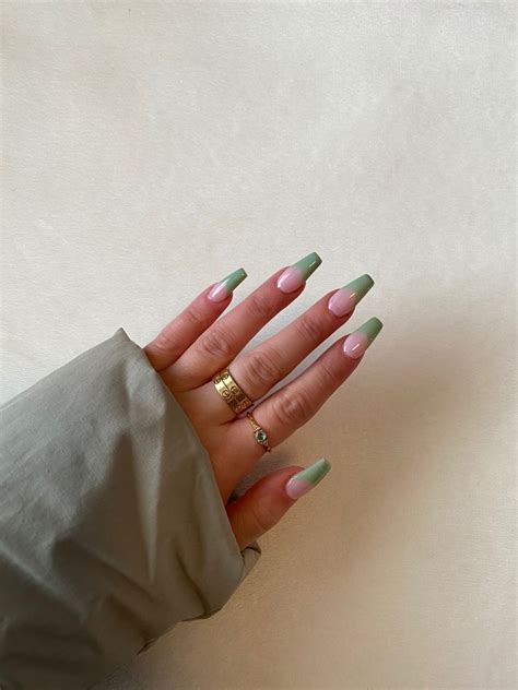 38 Green Nail Designs And Ideas Green Acrylic Nails Acrylic Nails Coffin Short Simple